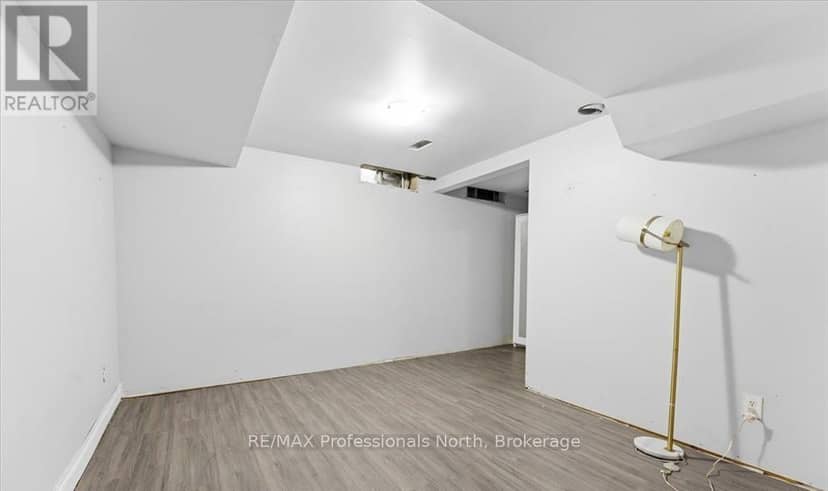 98 Roxton Road — photo 21 of 26