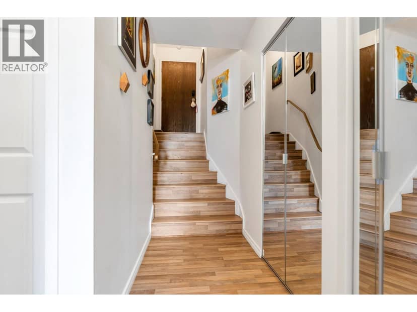 207 2080 MAPLE STREET, Vancouver, photo 3