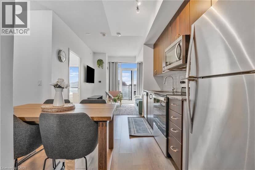 3220 SHEPPARD Avenue E — photo 12 of 32