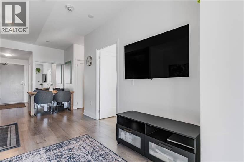 3220 SHEPPARD Avenue E — photo 16 of 32