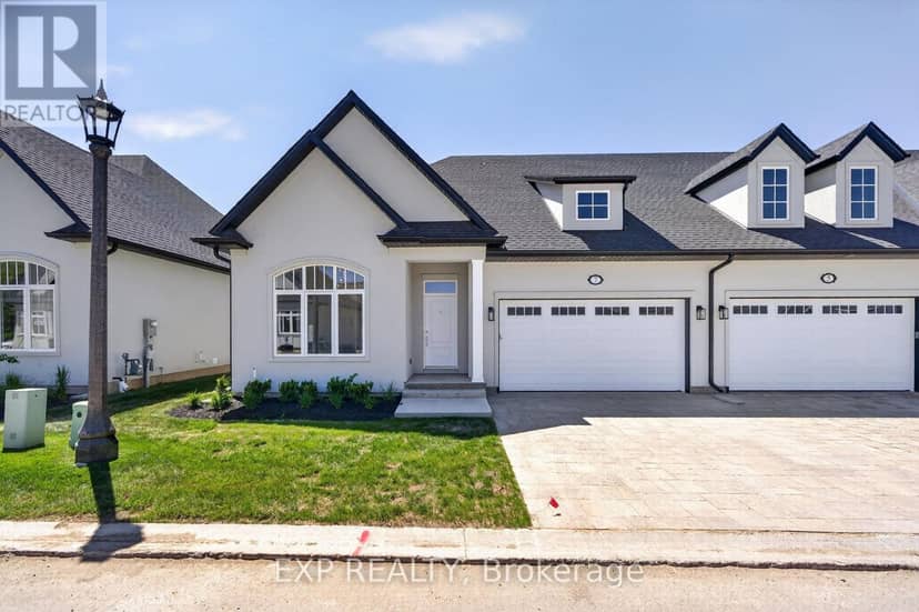 8 Butternut Crescent — photo 1 of 14
