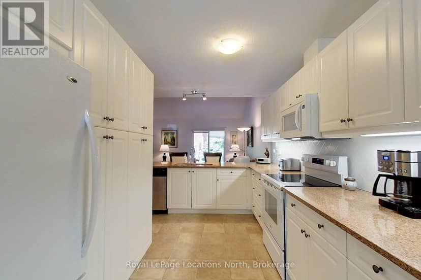 18 - 111 Empire Lane — photo 21 of 40