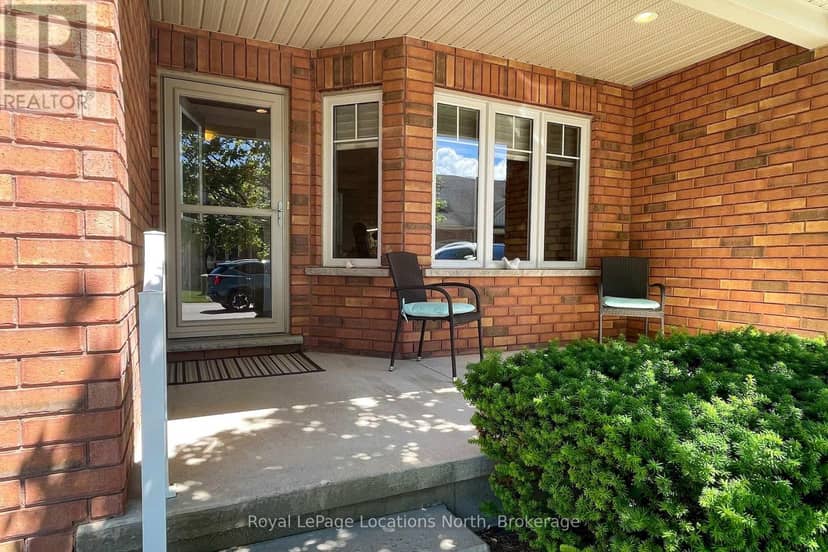18 - 111 Empire Lane — photo 4 of 40