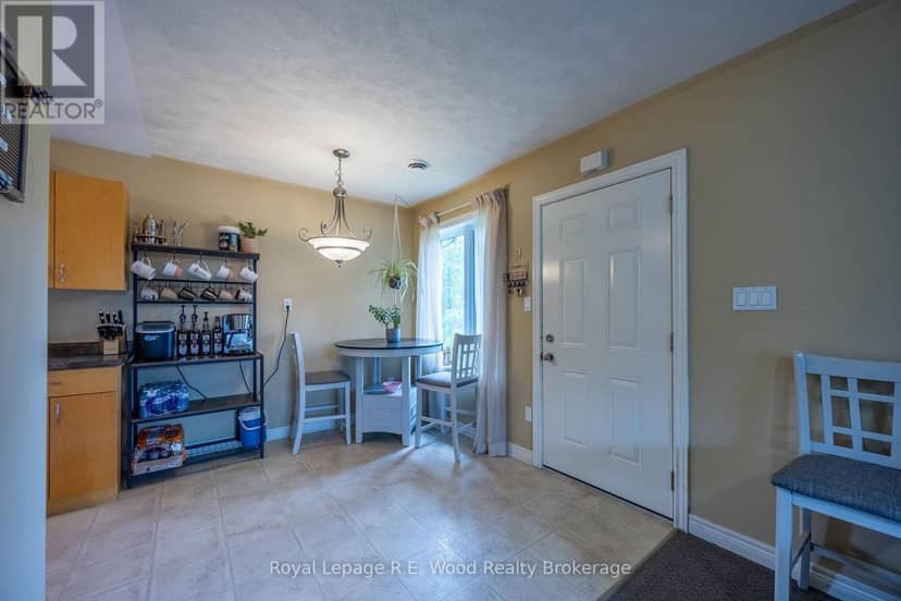 46 Oak Street — photo 18 of 39