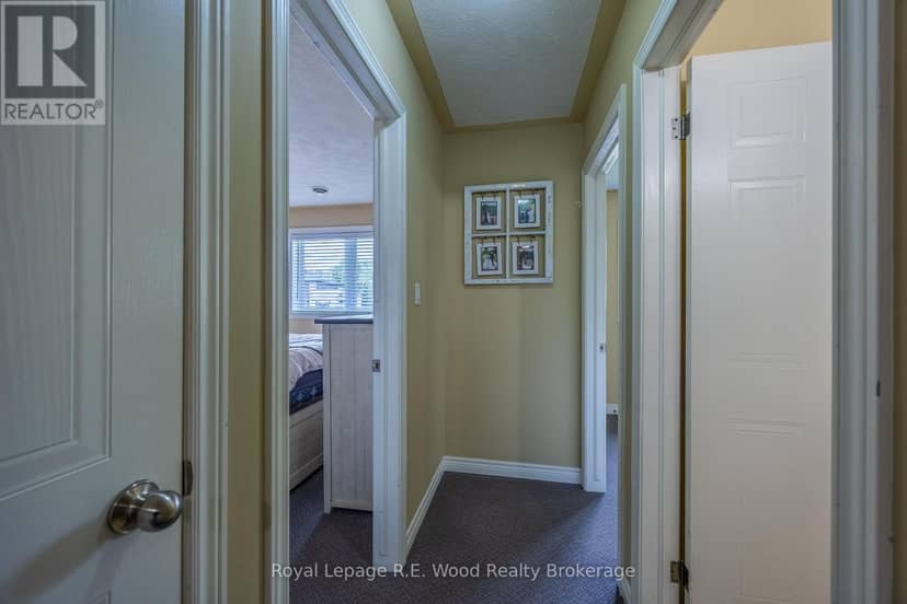 46 Oak Street — photo 25 of 39