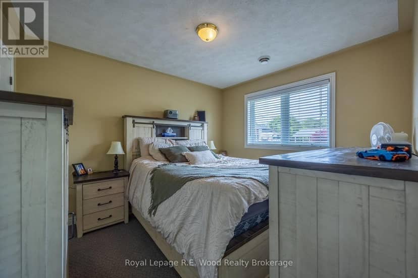 46 Oak Street — photo 29 of 39