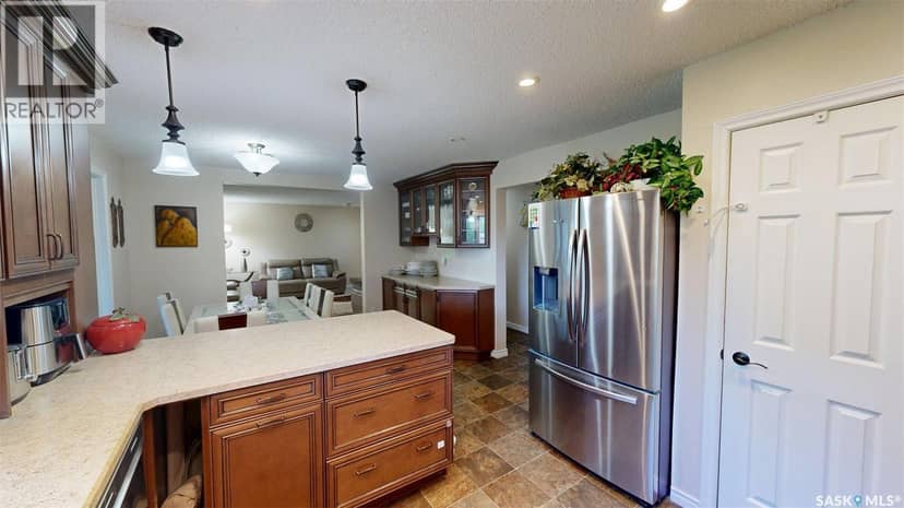 55 Noonan ROAD — photo 7 of 40