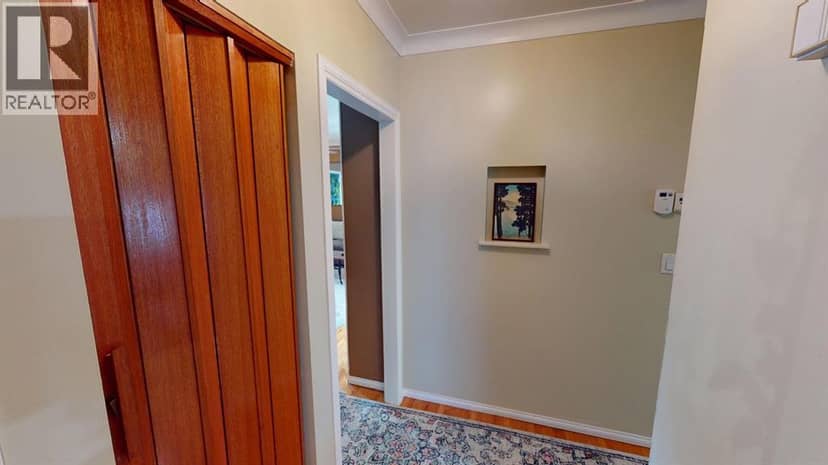 312 3 Street W — photo 16 of 29