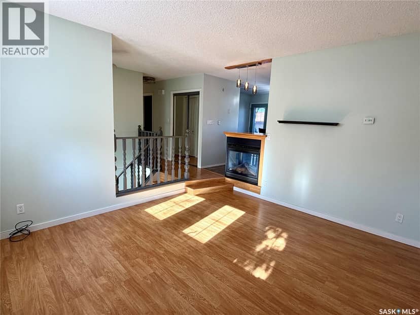 135 memorial DRIVE — photo 11 of 40