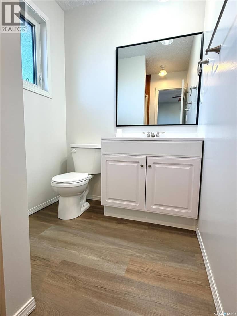 135 memorial DRIVE — photo 19 of 40