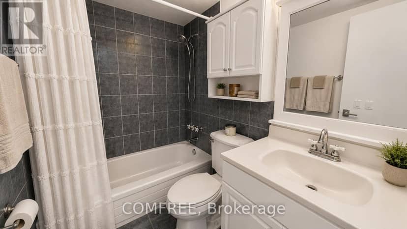 412 - 1 Massey Square, Toronto, photo 7