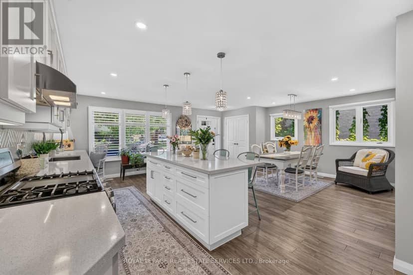49 Belcourt Avenue — photo 10 of 40