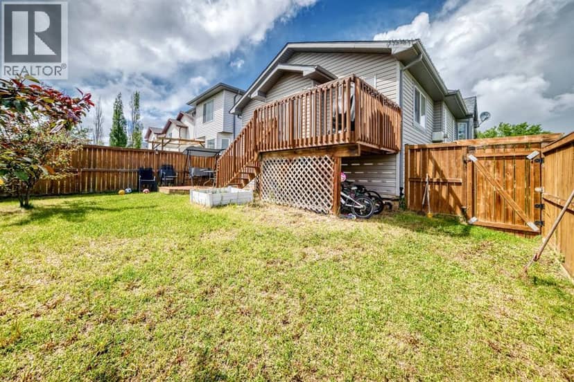 98 Canoe Square SW, Airdrie, photo 7