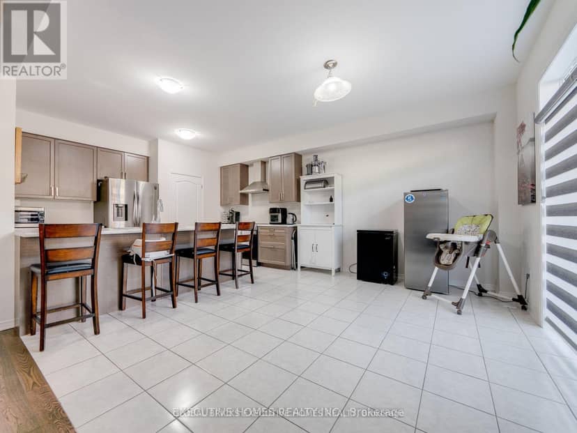 26 Lillian Way — photo 15 of 40