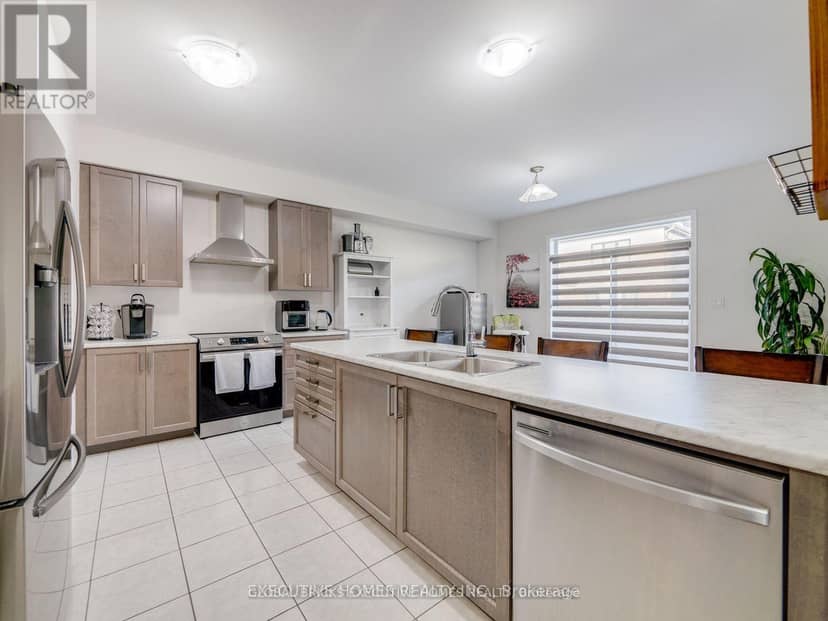 26 Lillian Way — photo 19 of 40