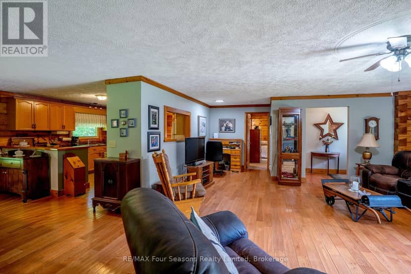600072 50 Side Road S — photo 14 of 40