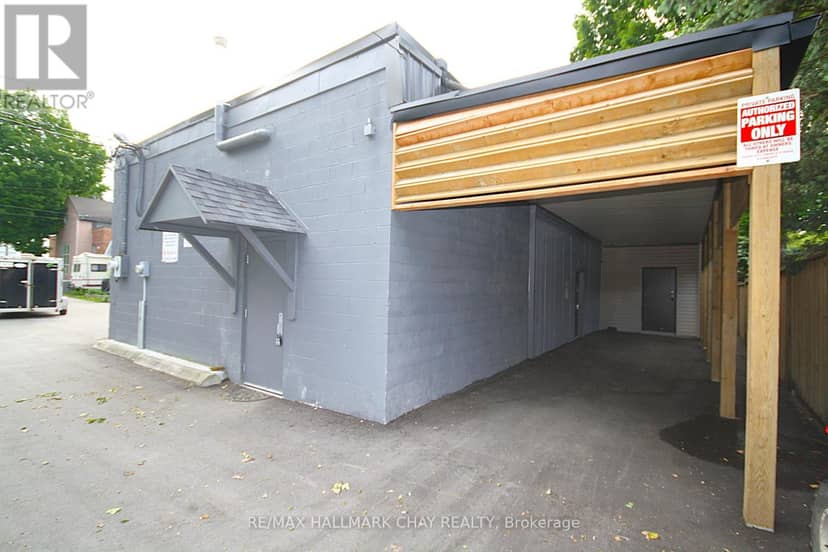 58 Queen St Street W — photo 24 of 30