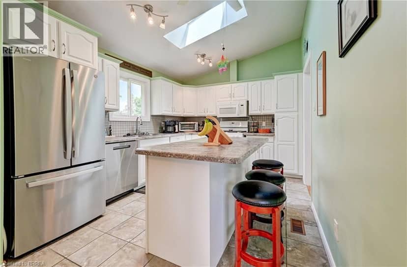 180 BALMORAL Drive — photo 13 of 40