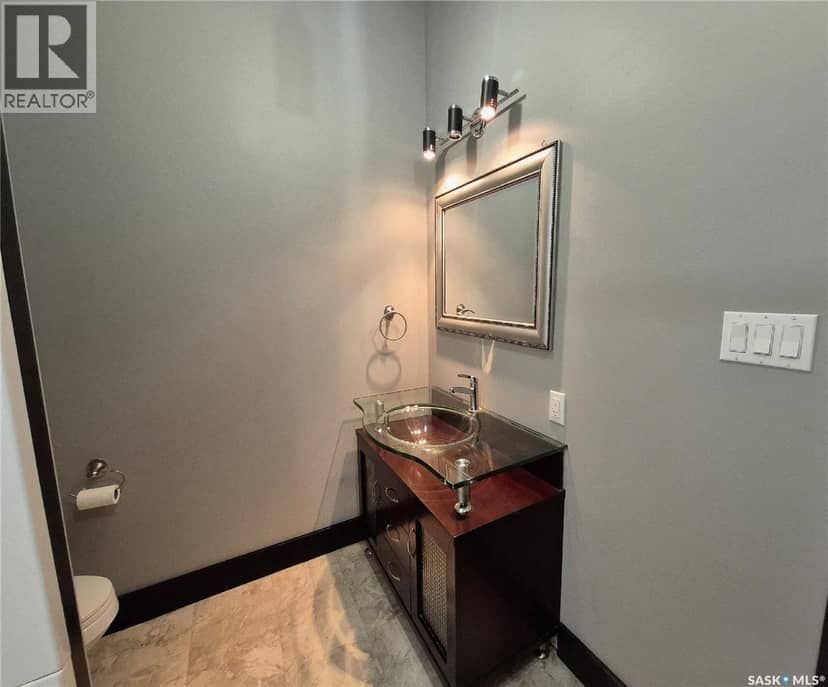 826 Chaplin STREET E — photo 16 of 34