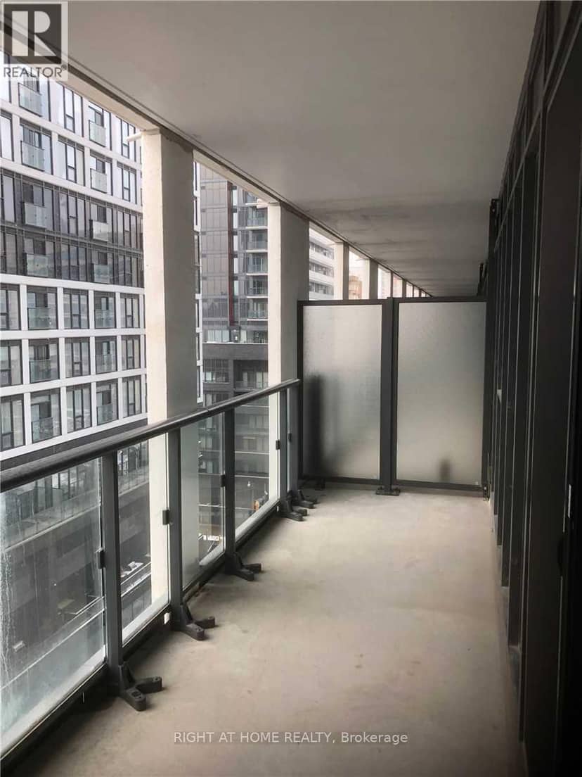 818 - 251 Jarvis Street — photo 6 of 12