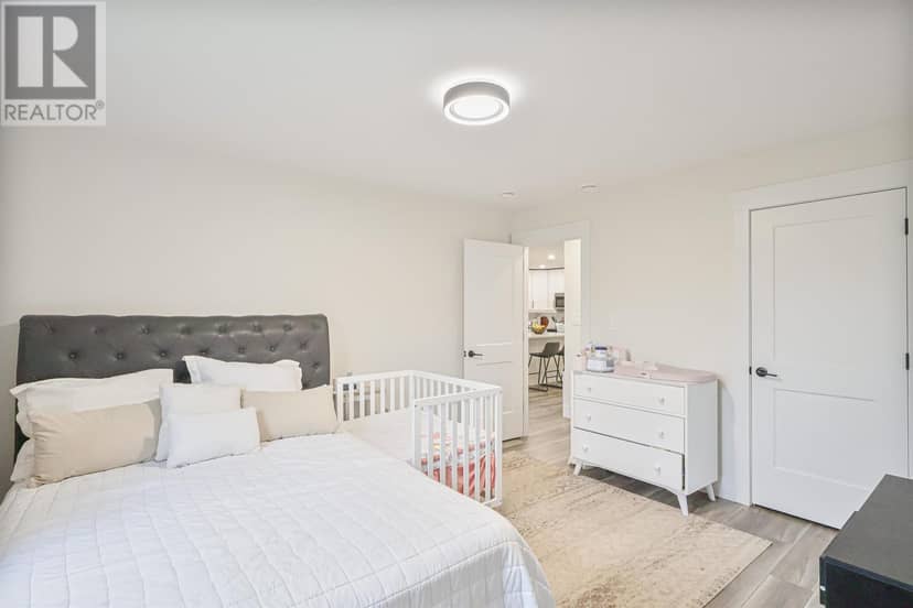 16 Swallow Drive — photo 21 of 29