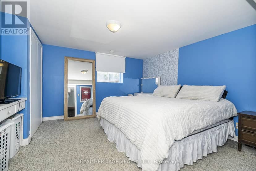 956 Bayshore Court — photo 35 of 40