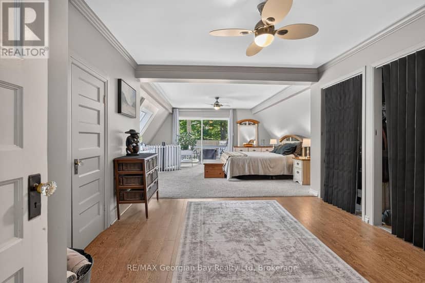 241 Donalda Street — photo 12 of 33