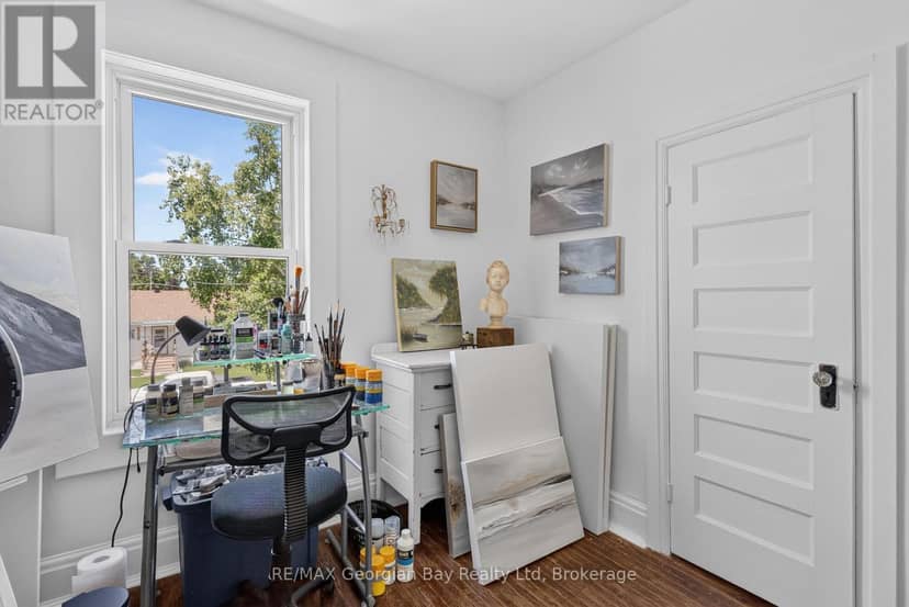 241 Donalda Street — photo 18 of 33
