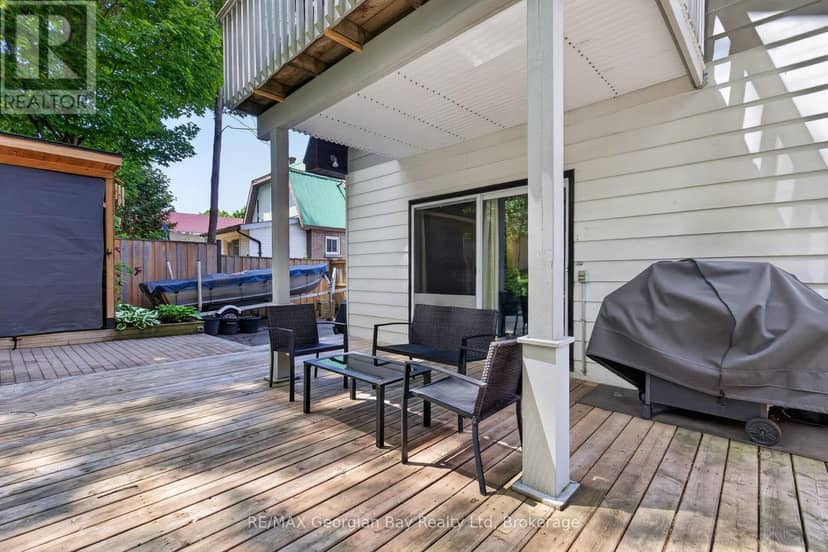 241 Donalda Street — photo 20 of 33