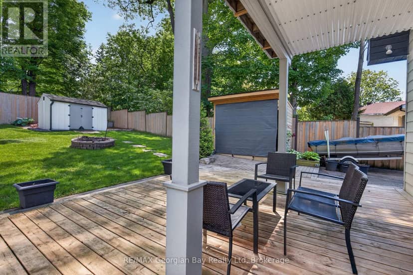 241 Donalda Street — photo 21 of 33