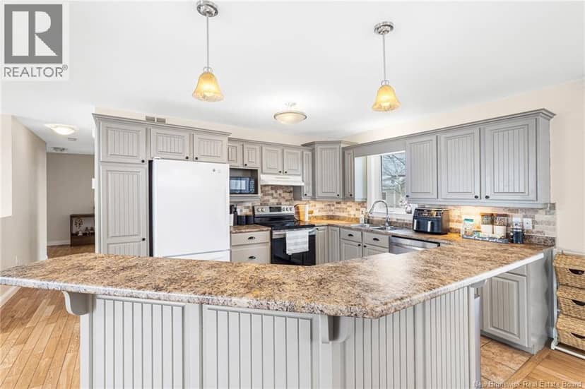 13 Harris Street — photo 10 of 40