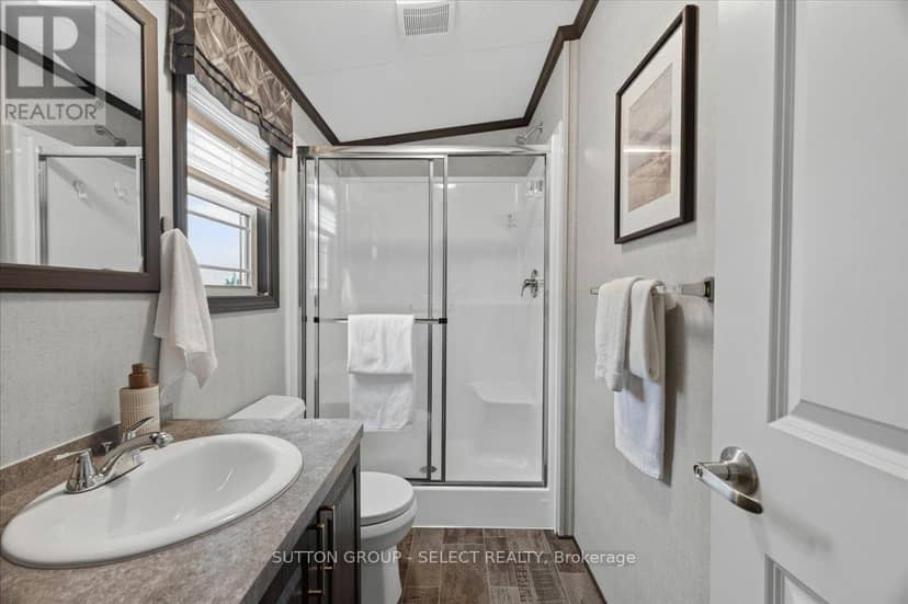 415 - 8685 Rock Glen Road — photo 21 of 31
