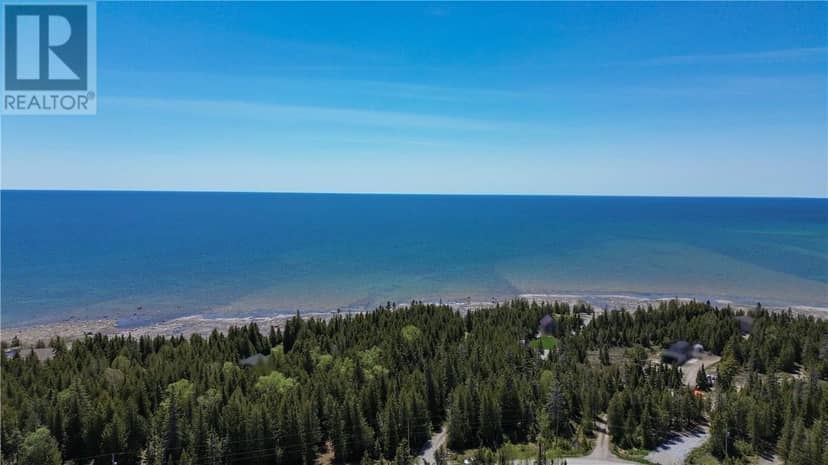 715 Lake Huron Drive, Spring Bay, Manitoulin Island, photo 4