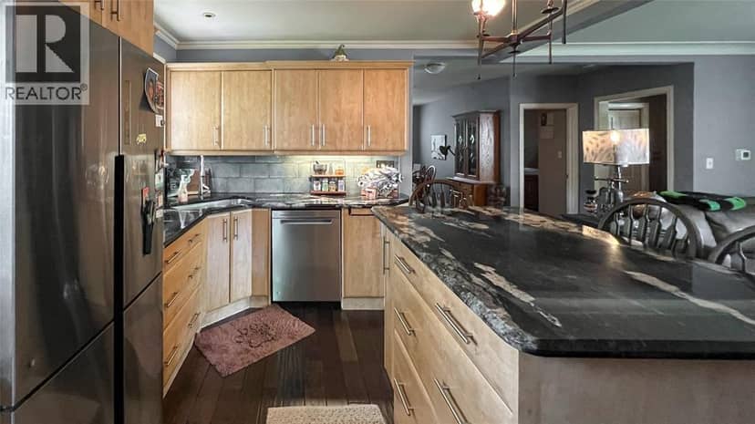 1275 Webster Drive — photo 9 of 25