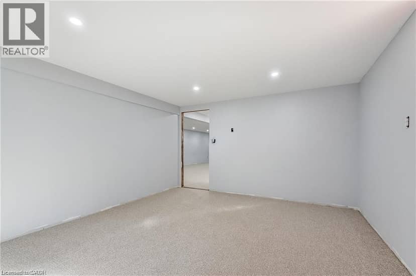 480 CAVAN Street — photo 32 of 36