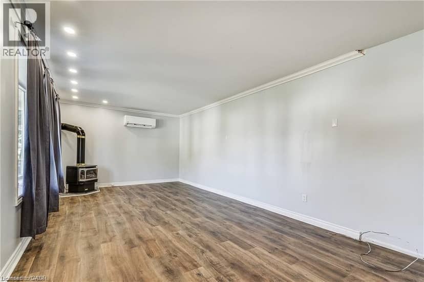 480 CAVAN Street — photo 11 of 36
