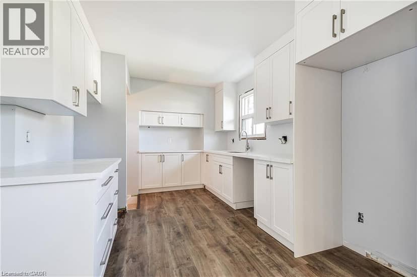 480 CAVAN Street — photo 16 of 36