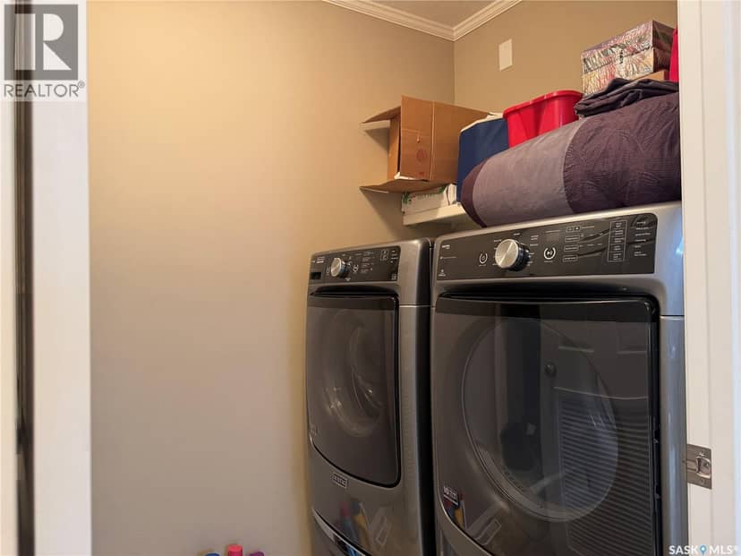 11 Isabella PLACE — photo 20 of 38