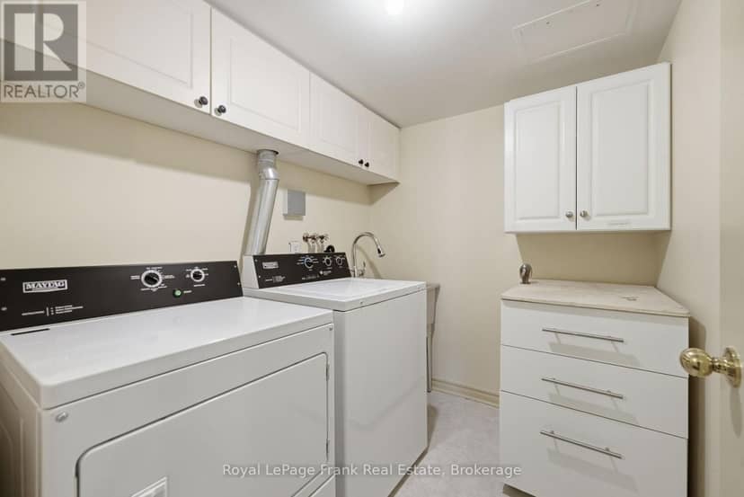 110 - 51 Rivermill Boulevard — photo 34 of 40