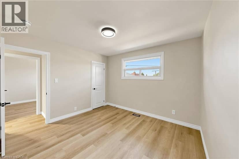 28 WARREN Avenue — photo 10 of 40