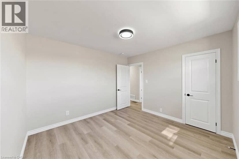 28 WARREN Avenue — photo 11 of 40