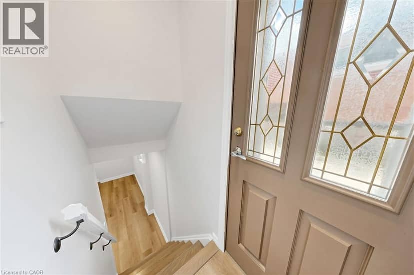 28 WARREN Avenue — photo 19 of 40