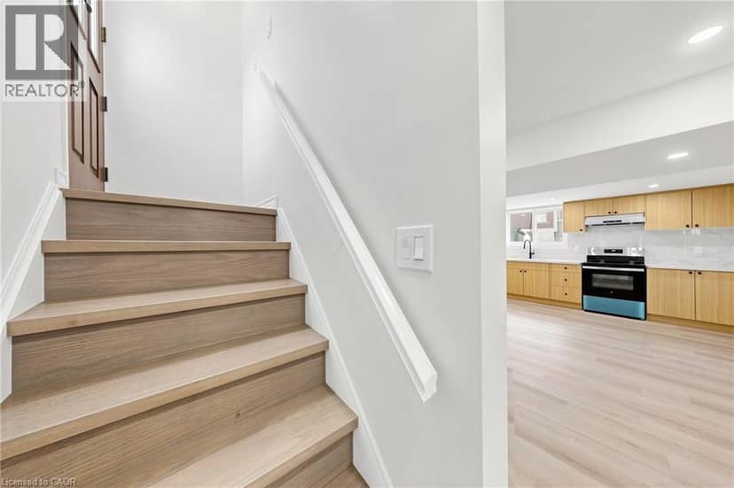 28 WARREN Avenue — photo 20 of 40
