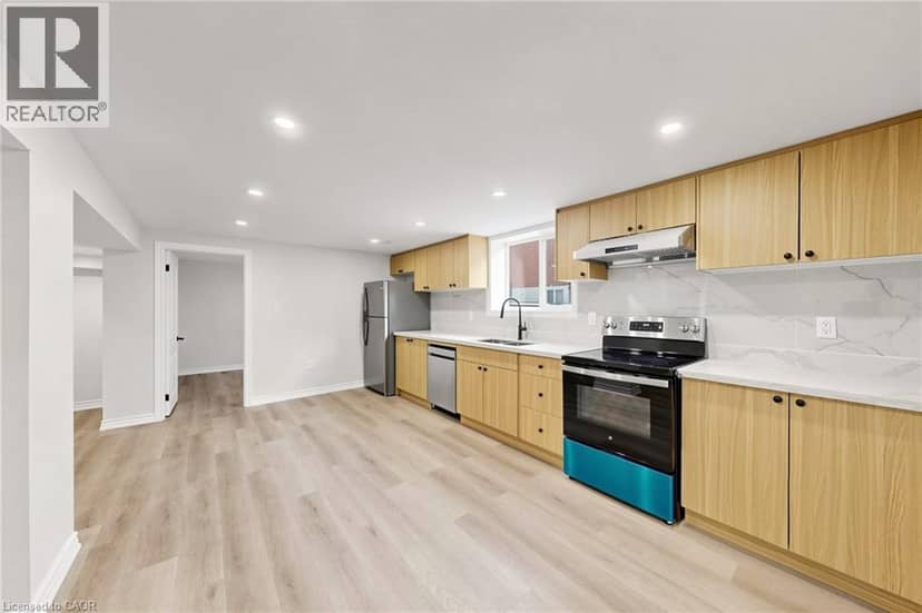 28 WARREN Avenue — photo 22 of 40