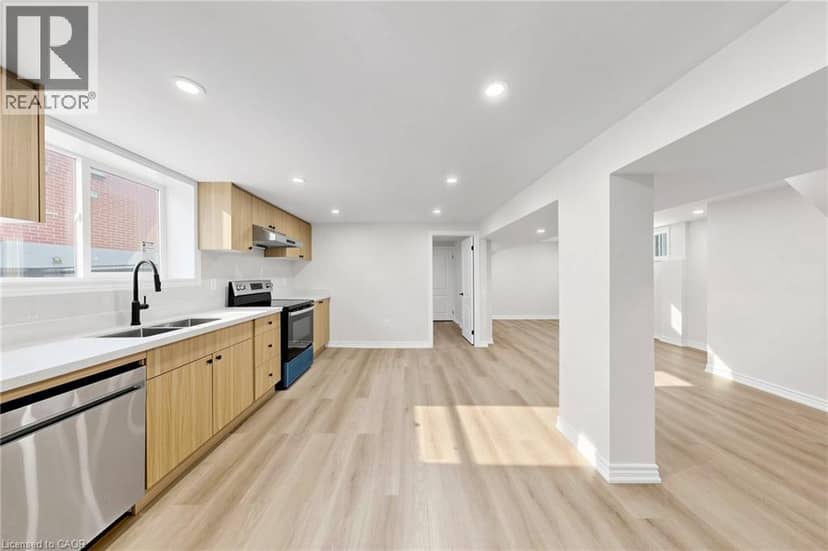 28 WARREN Avenue — photo 24 of 40
