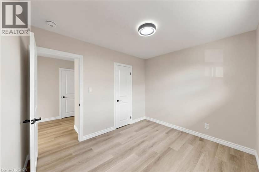 28 WARREN Avenue — photo 9 of 40