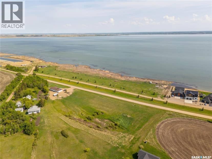 810 Lakeshore DRIVE — photo 14 of 34
