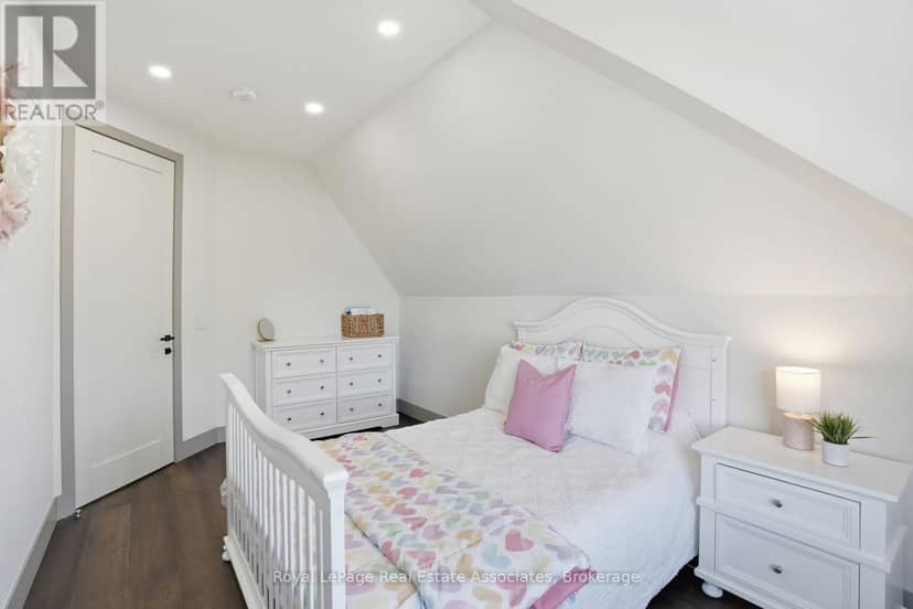 357B Melrose Street — photo 27 of 40
