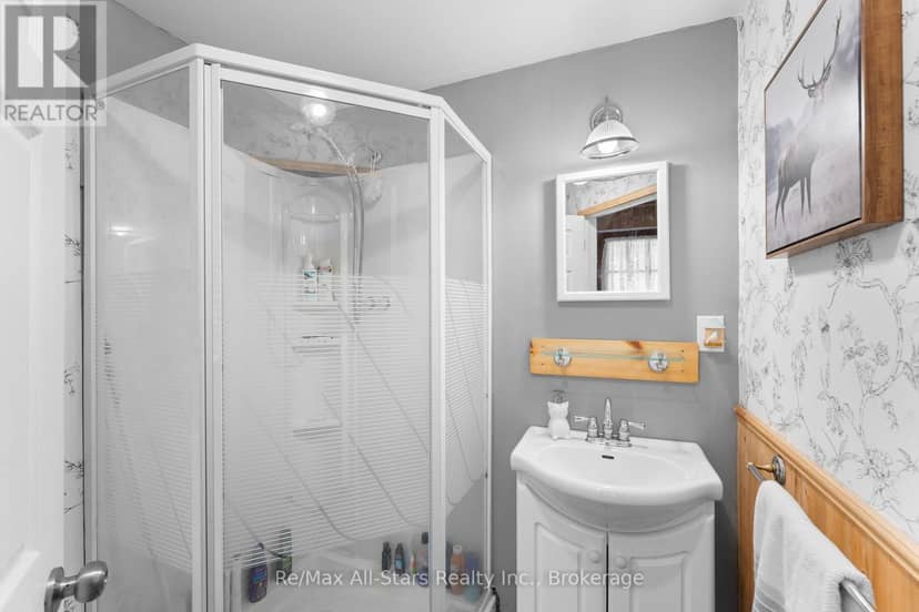95 West Clear Bay Point — photo 18 of 29
