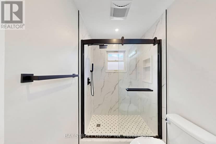 28 Warren Avenue — photo 16 of 40